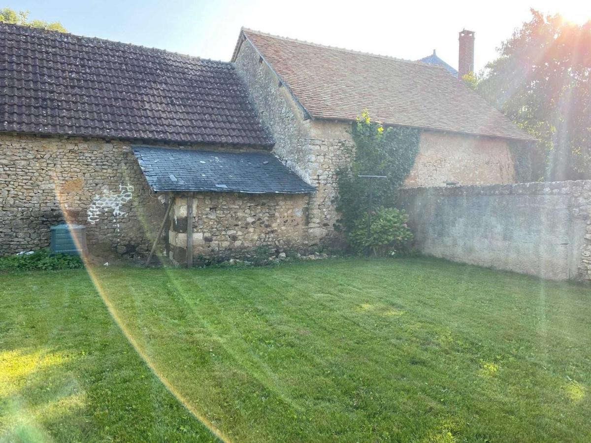 Maison De Village Avec Jardin, Parc Prive Et Box Fibre, Animaux Bienvenus, A 15 Min Du Mans - Fr-1-410-333 Mézières-sous-Lavardin 外观 照片