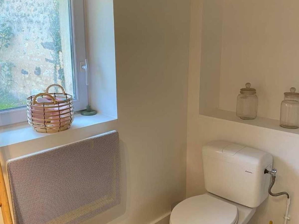 Maison De Village Avec Jardin, Parc Prive Et Box Fibre, Animaux Bienvenus, A 15 Min Du Mans - Fr-1-410-333 Mézières-sous-Lavardin 外观 照片