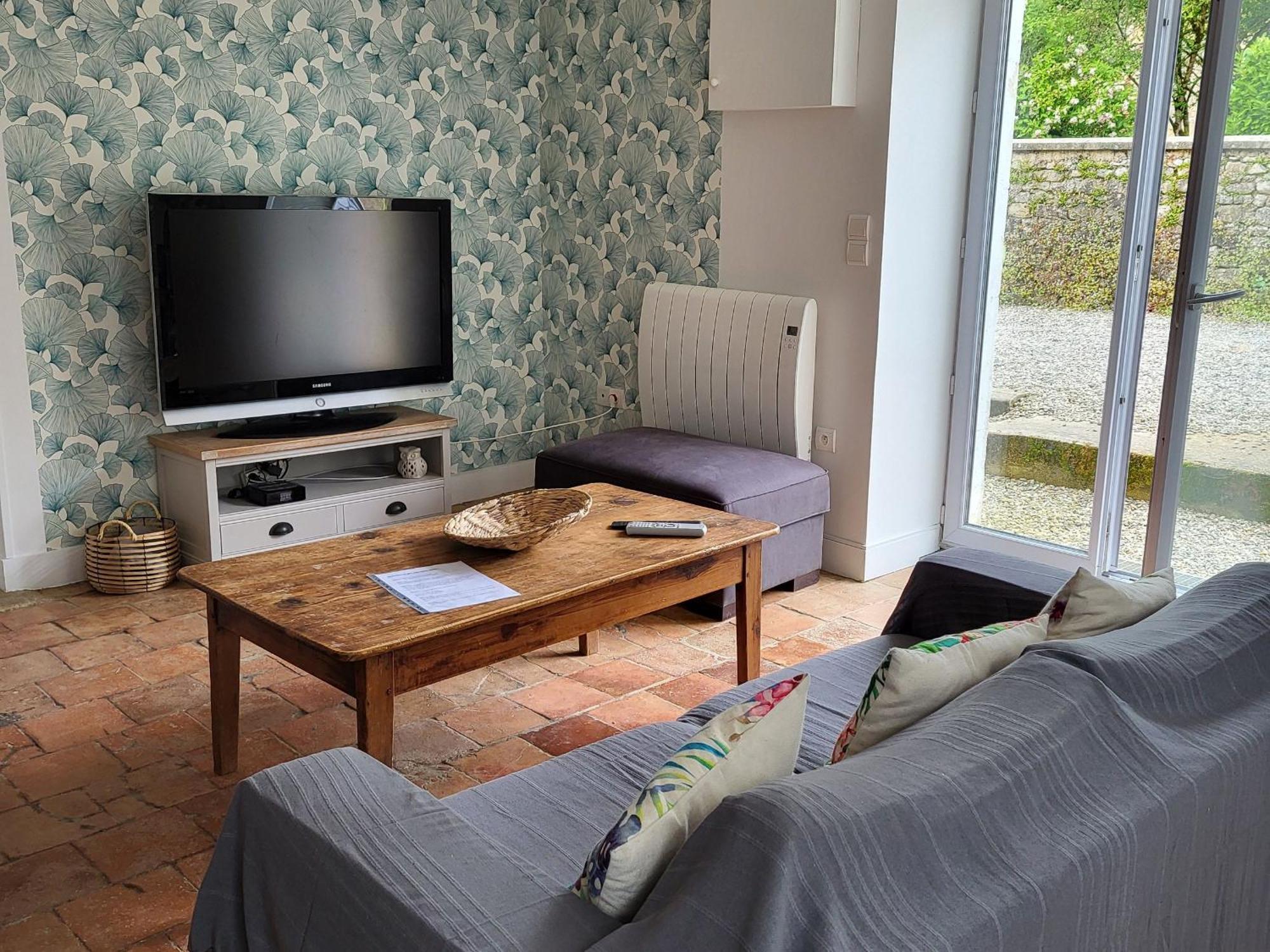 Maison De Village Avec Jardin, Parc Prive Et Box Fibre, Animaux Bienvenus, A 15 Min Du Mans - Fr-1-410-333 Mézières-sous-Lavardin 外观 照片